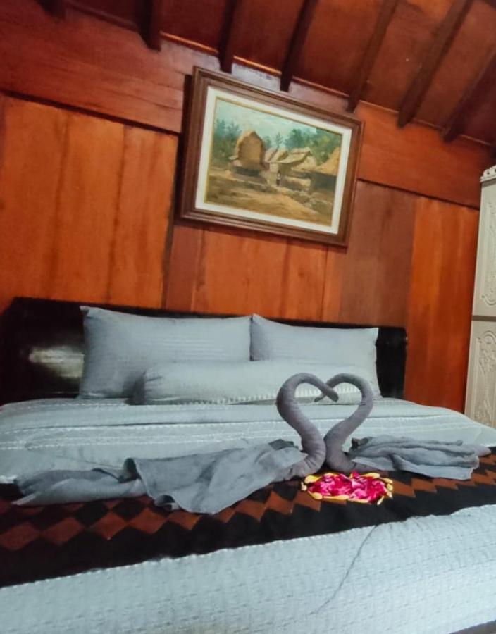 Bujak Permai Villa Matahari Lombok Ntb Praya Exterior foto